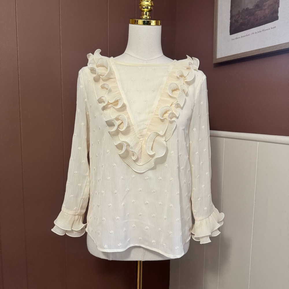 J.O.A. Feminine Ruffled Long Sleeve Blouse